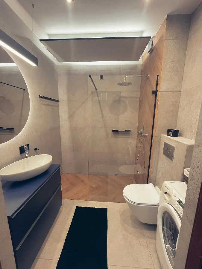 アパート Apartament Bemowo ワルシャワ ポーランド